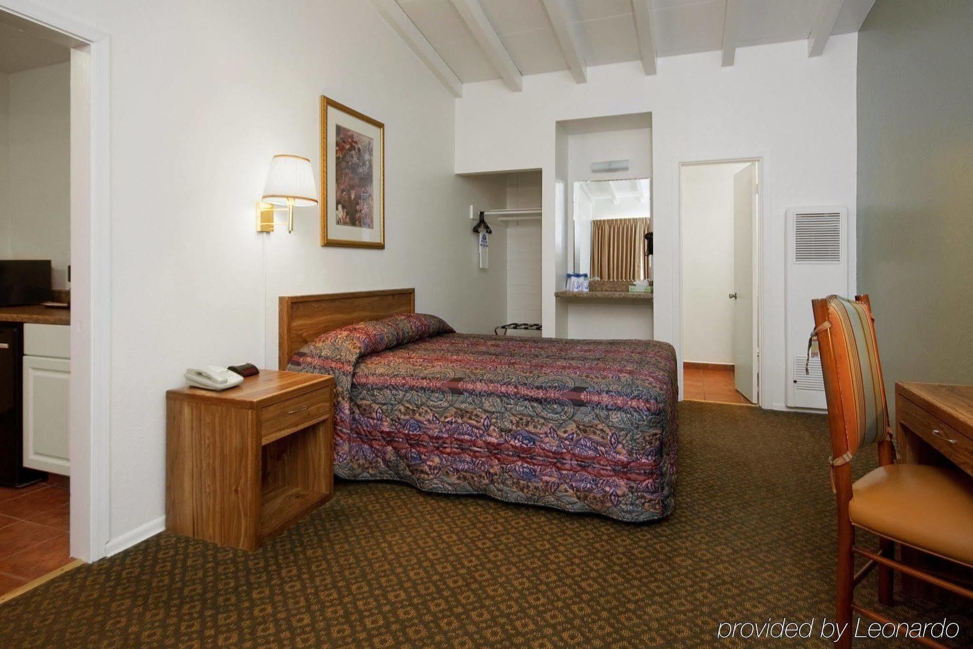 Americas Best Value Inn & Suites Bisbee Rum bild